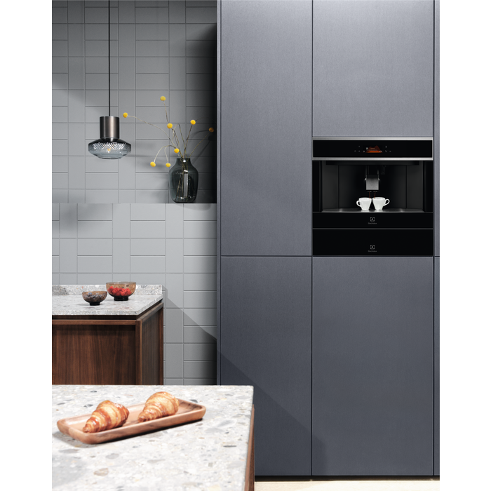 Electrolux - Integrert kaffemaskin - EBC85X