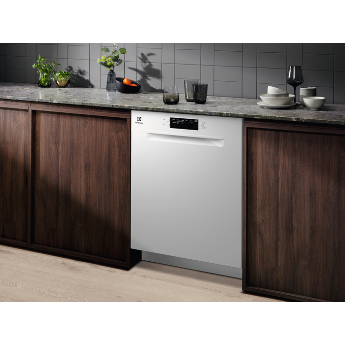 Electrolux - Frittstående oppvaskmaskin 45-60 cm - ESA47220UW