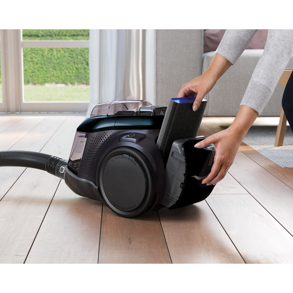 Electrolux - Bagless Vacuum Cleaner - PC91-8STM